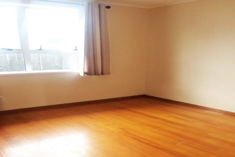 Photo of property in 36 Larne Avenue, Pakuranga Heights, Auckland, 2010