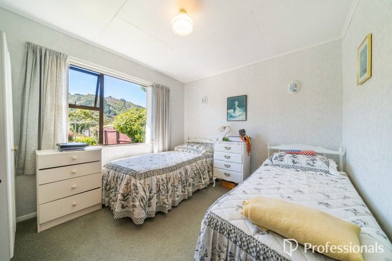 Photo of property in 34 Wellington Road, Wainuiomata, Lower Hutt, 5014