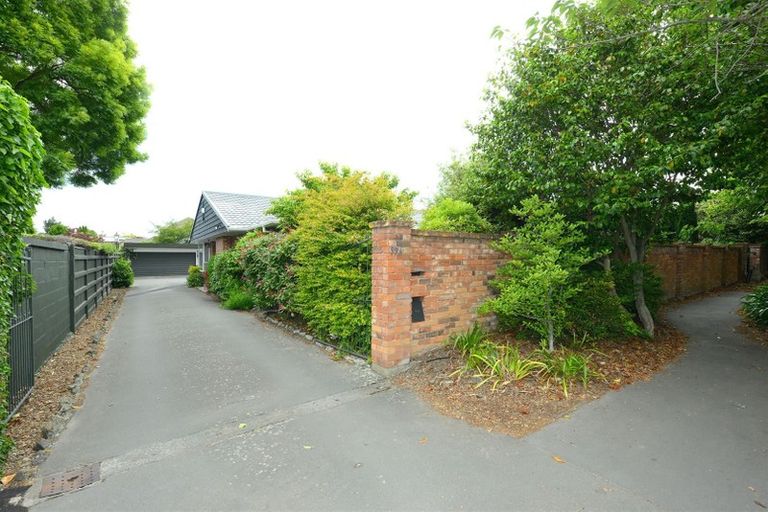 Photo of property in 99a Fendalton Road, Fendalton, Christchurch, 8014