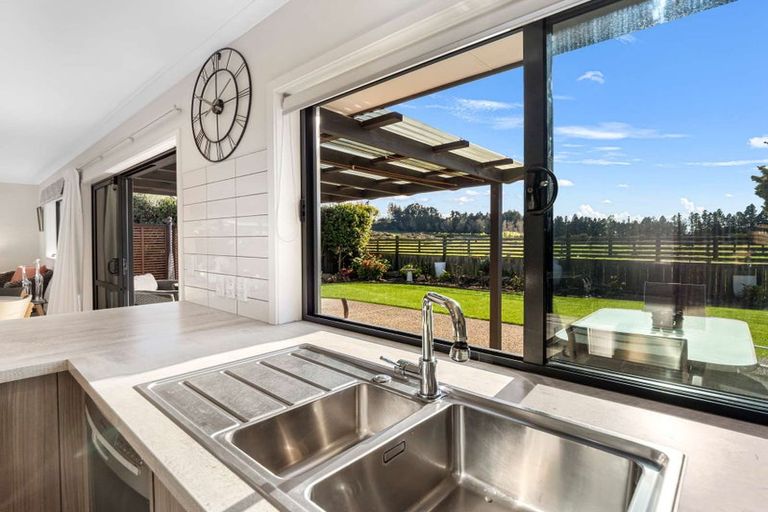 Photo of property in 5 Carroll Place, Owhata, Rotorua, 3010