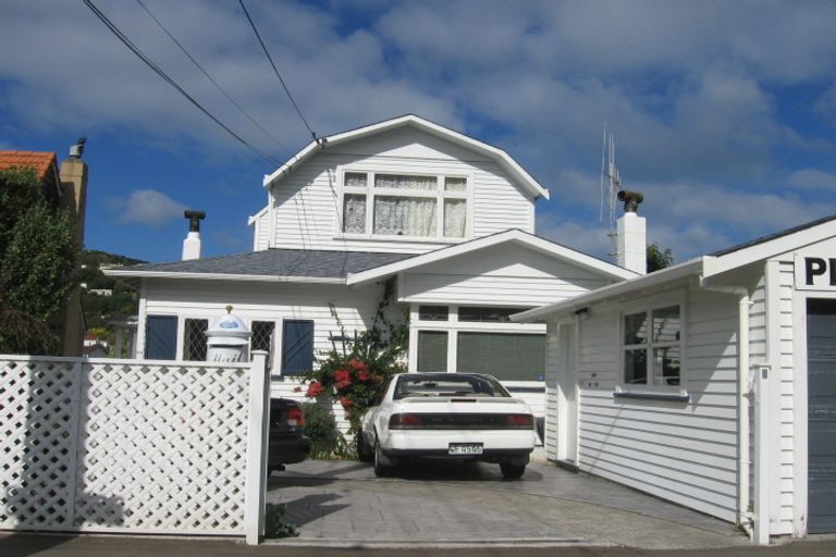 Photo of property in 516 Broadway, Strathmore Park, Wellington, 6022