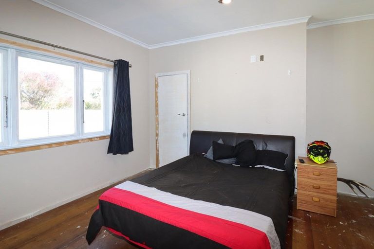 Photo of property in 1395 Opaki Kaiparoro Road, Mauriceville, Masterton, 5882