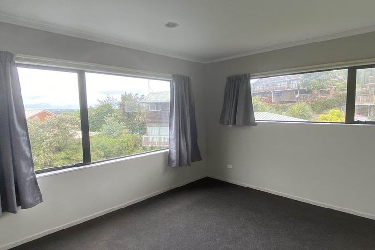 Photo of property in 91c Wade River Road, Stanmore Bay, Whangaparaoa, 0932