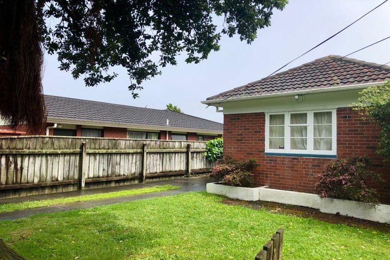 Photo of property in 1/83 Pohutukawa Street, Woburn, Lower Hutt, 5011