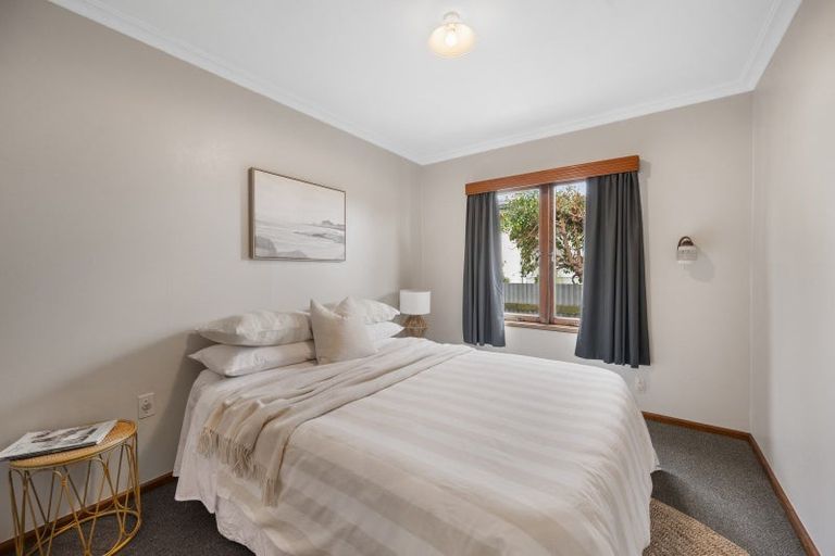 Photo of property in 256 Kennedy Road, Onekawa, Napier, 4110