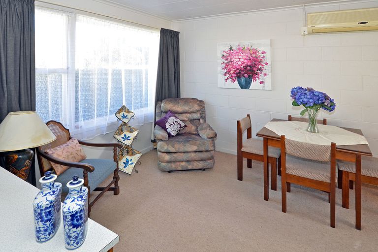 Photo of property in 4b Stansfield Street, Kenmure, Dunedin, 9011