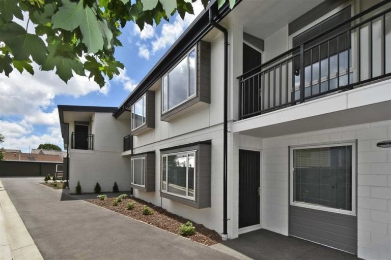 Photo of property in 1/153 Hastings Street East, Waltham, Christchurch, 8023