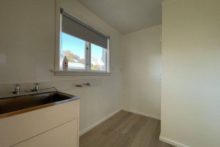 Photo of property in 31 Grahams Road, Ilam, Christchurch, 8041