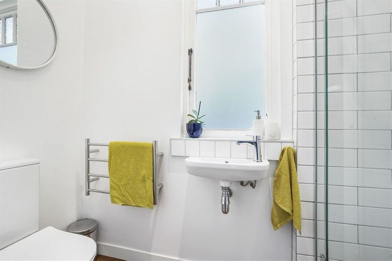 Photo of property in 8 Stanley Street, Claudelands, Hamilton, 3214