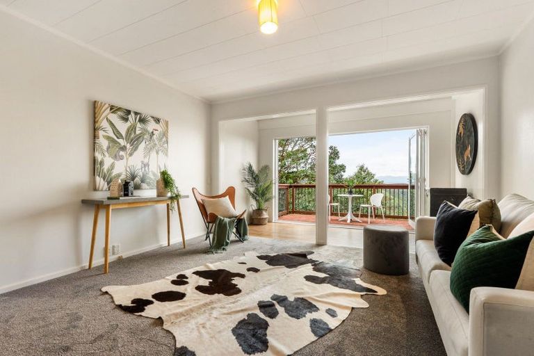 Photo of property in 22 Rajkot Terrace, Broadmeadows, Wellington, 6035