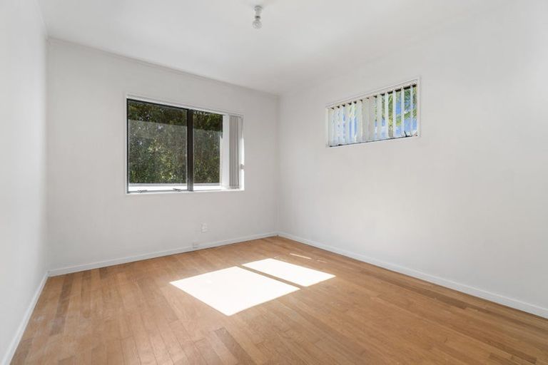 Photo of property in 41 D'oyly Drive, Stanmore Bay, Whangaparaoa, 0932