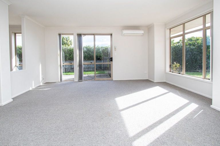 Photo of property in 2 Parkside Drive, Huntington, Hamilton, 3210