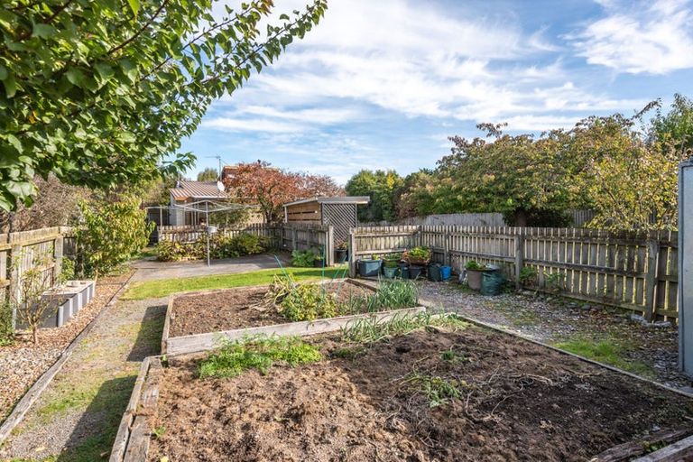 Photo of property in 7 Harewood Road, Oxford, 7430