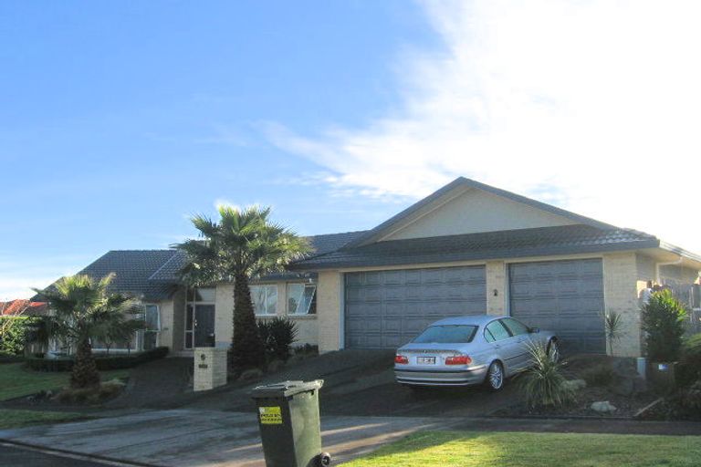 Photo of property in 2 Inagh Close, Dannemora, Auckland, 2016