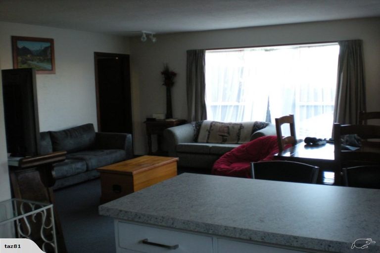 Photo of property in 1/28 Castile Place, Belfast, Christchurch, 8051