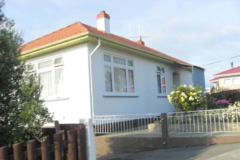 Photo of property in 8 Perth Street, South Hill, Oamaru, 9400