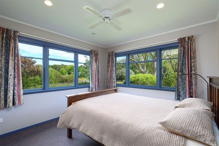 Photo of property in 335 Old Coach Road, Upper Moutere, 7173