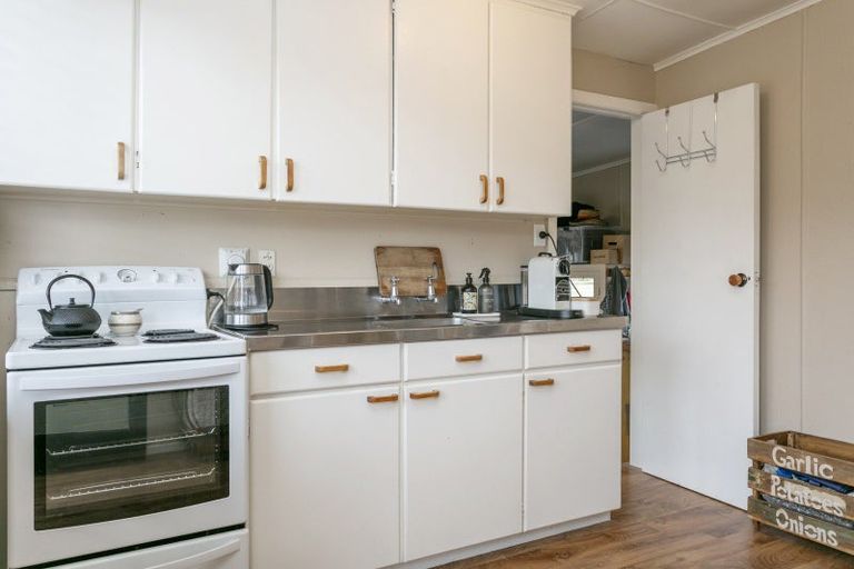 Photo of property in 43 Chesham Avenue, Waipahihi, Taupo, 3330