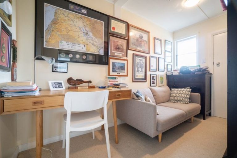 Photo of property in 622 Featherston Street, Roslyn, Palmerston North, 4414