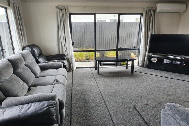 Photo of property in 91 Cypress Drive, Maungaraki, Lower Hutt, 5010