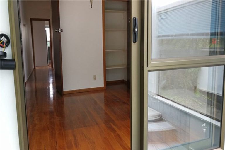 Photo of property in 4 Gregory Place, Mount Roskill, Auckland, 1041