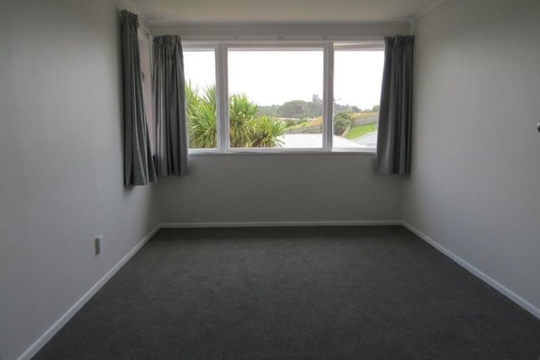 Photo of property in 25 Natone Street, Waitangirua, Porirua, 5024