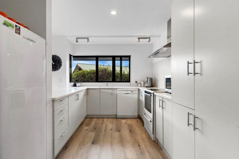 Photo of property in 379 Peninsula Road, Kelvin Heights, Queenstown, 9300