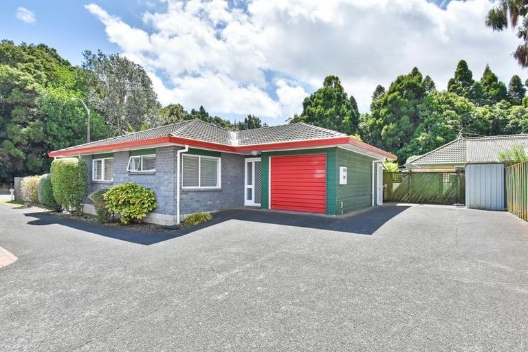 Photo of property in 1/348 Great South Road, Opaheke, Papakura, 2113