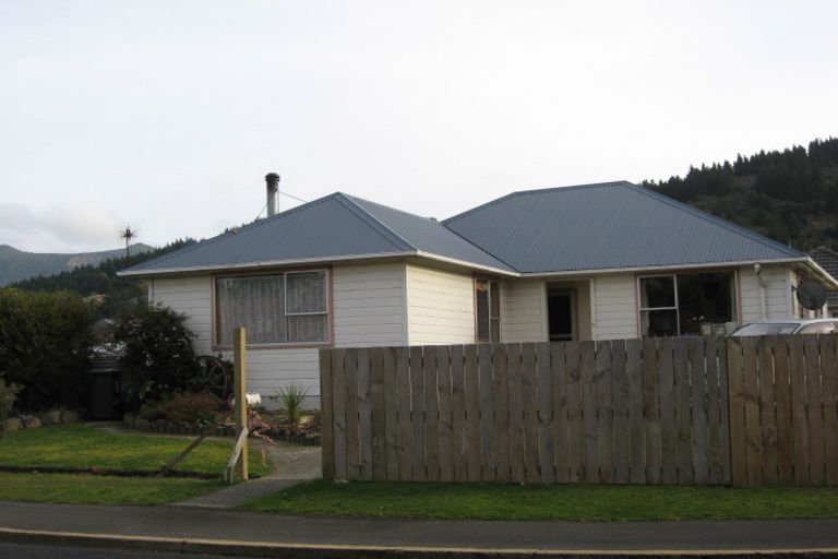 Photo of property in 51 Albertson Avenue, Port Chalmers, 9023