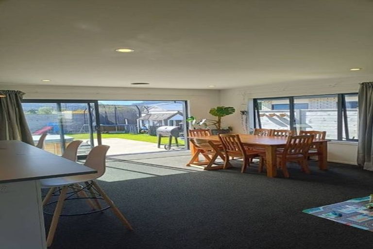 Photo of property in 26 Filmer Crescent, Wallaceville, Upper Hutt, 5018