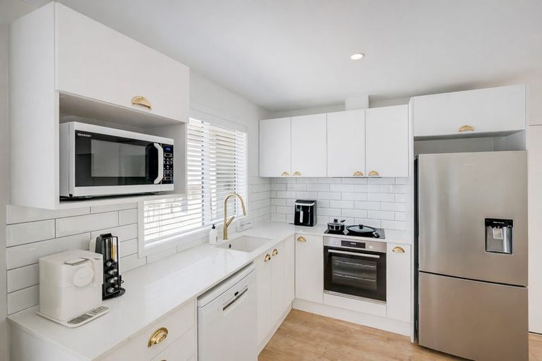 Photo of property in 7 Ridgeway Terrace, Taradale, Napier, 4112