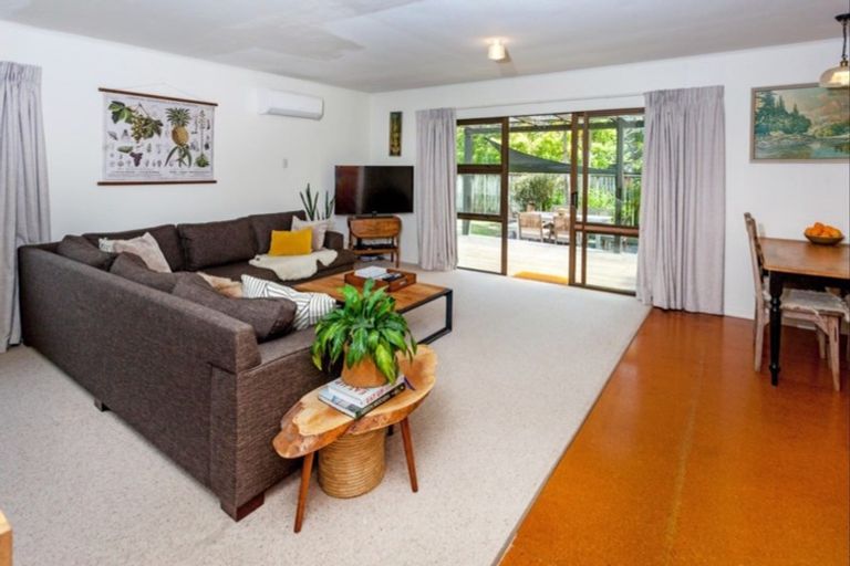 Photo of property in 29 Oyster Drive, Cooks Beach, Whitianga, 3591