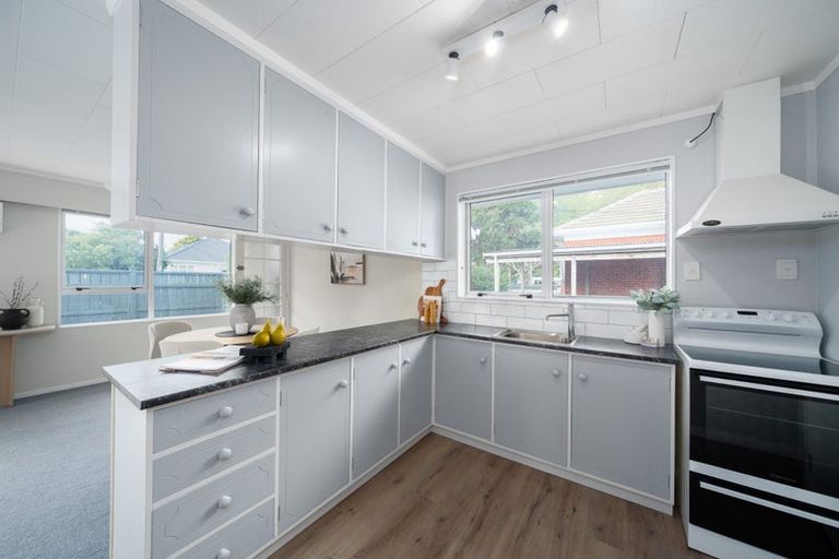 Photo of property in 4 Tyndall Street, Waiwhetu, Lower Hutt, 5010