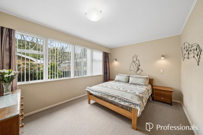 Photo of property in 3 York Avenue, Manor Park, Lower Hutt, 5019