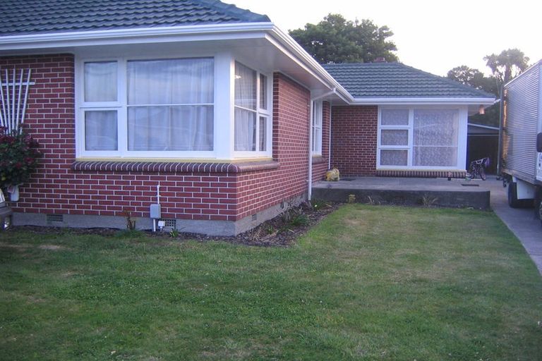 Photo of property in 77 Blankney Street, Hornby, Christchurch, 8042