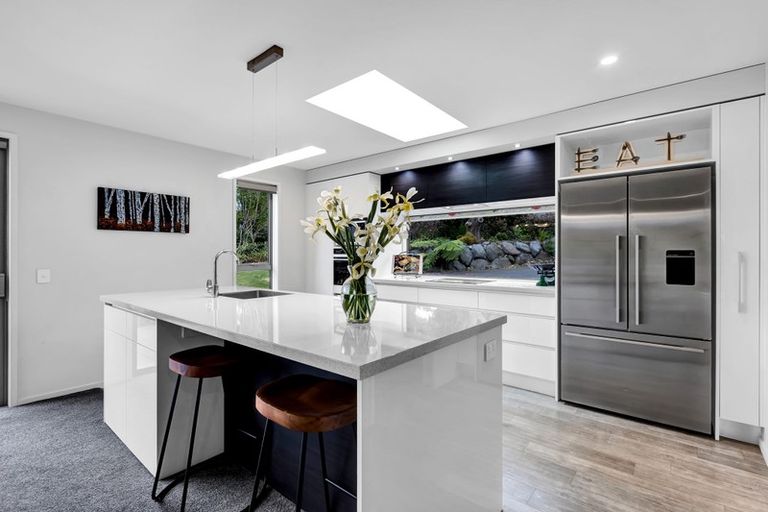 Photo of property in 184b Seaview Road, Westown, New Plymouth, 4310