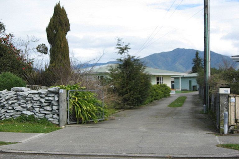 Photo of property in 28 Meihana Street, Takaka, 7110