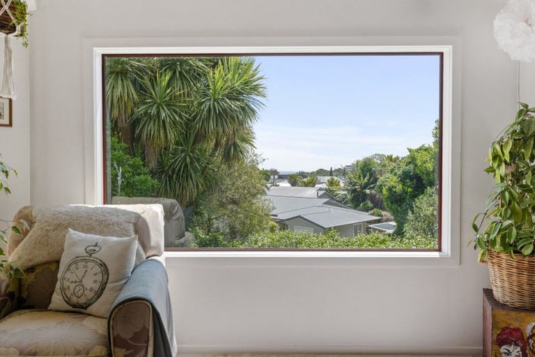 Photo of property in 75 Morley Street, New Plymouth, 4310