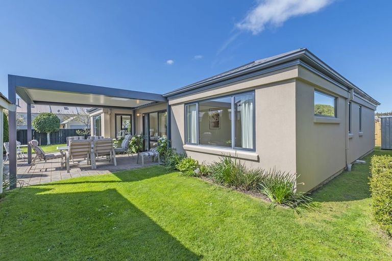 Photo of property in 35 Beechwood Drive, Northwood, Christchurch, 8051