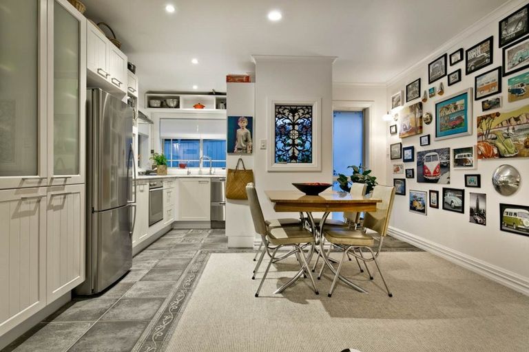 Photo of property in 11 Kimberly Grove, Greenhithe, Auckland, 0632