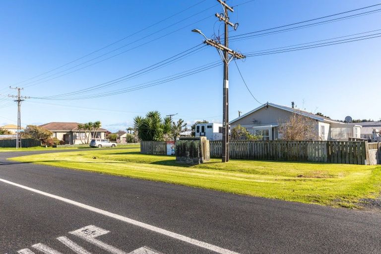 Photo of property in 42 Seymour Street, Waitara, 4320