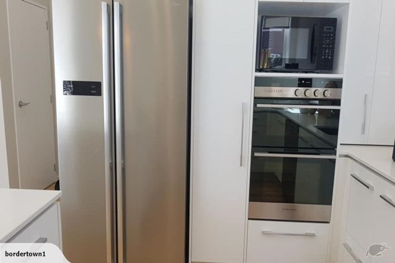 Photo of property in 2 Plover Road, Hobsonville, Auckland, 0616