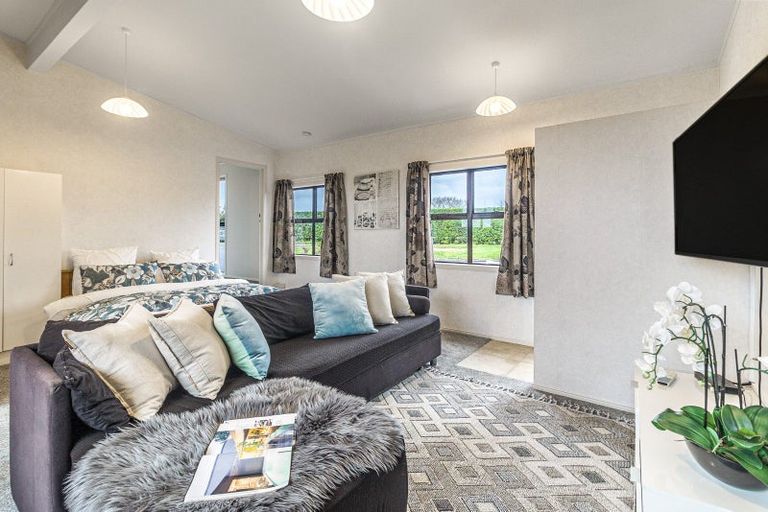 Photo of property in 464 Bald Hill Road, Waiuku, 2681