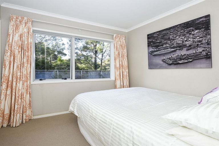 Photo of property in 7a Kitewaho Road, Swanson, Auckland, 0816