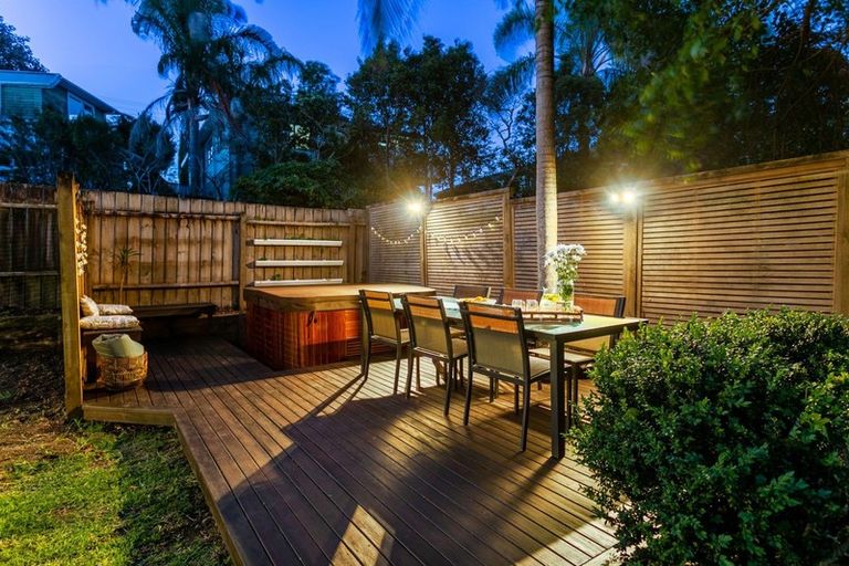 Photo of property in 1/25 Nigel Road, Browns Bay, Auckland, 0630