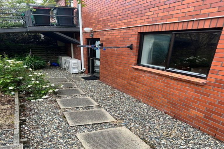 Photo of property in 28 Maitland Street, Dunedin Central, Dunedin, 9016