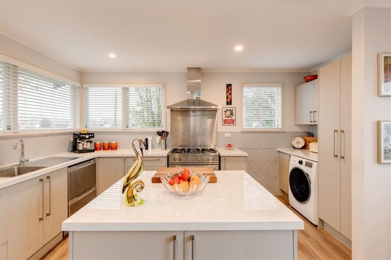 Photo of property in 2 Bolero Place, Parklands, Christchurch, 8083