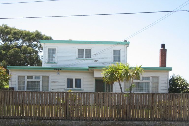 Photo of property in 21 Shortland Street, Wainoni, Christchurch, 8061