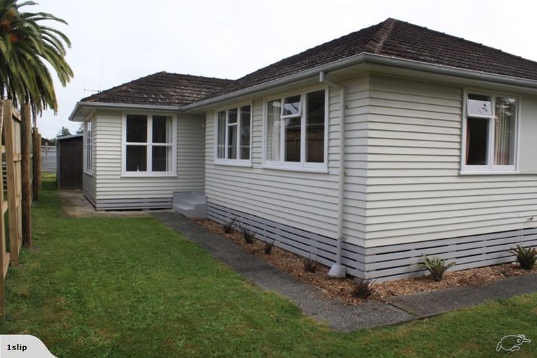 Photo of property in 6 Croall Crescent, St Andrews, Hamilton, 3200