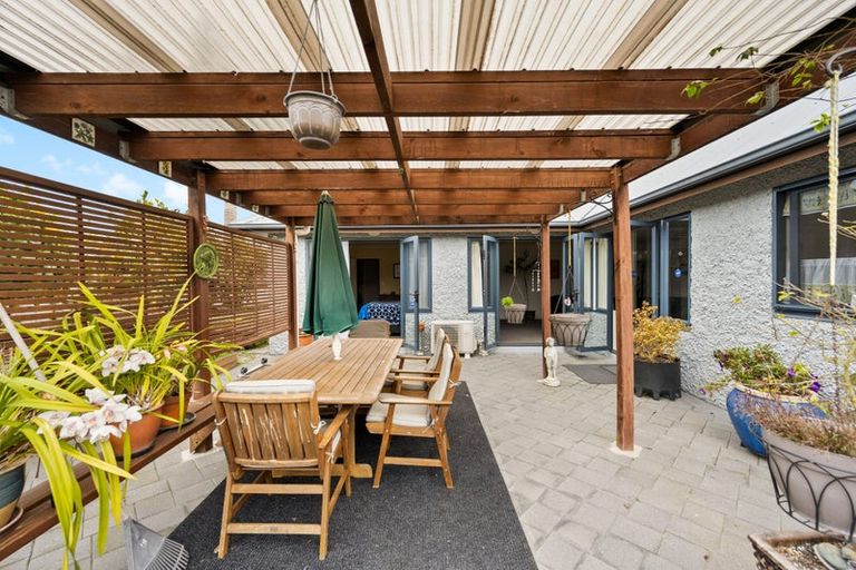 Photo of property in 16 Cate Road, Rototuna, Hamilton, 3210